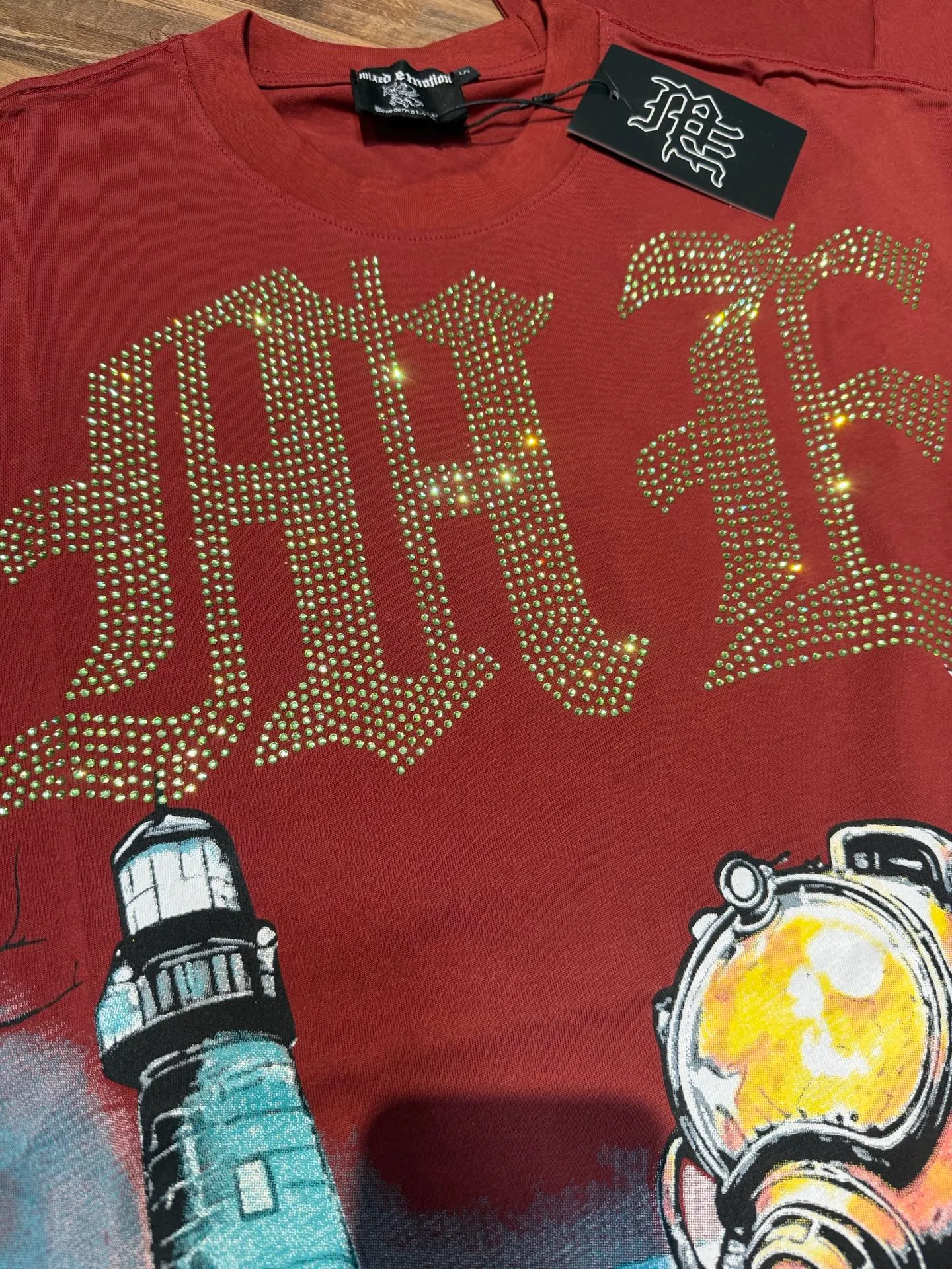 E 8116#Active Black/Anchor Red ｜ MIXED EMOTION In Stock Actual Shot (Imported Australian Diamonds) American Fashion Brand Loose Casual T-Shirt Fabric (fabric): 32 counts Weight combed double yarn pure cotton Sizes (size): S-M L
